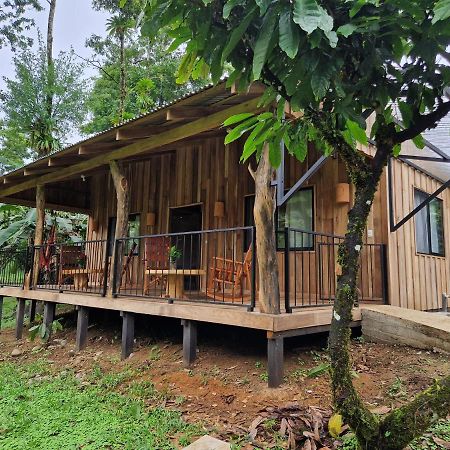 Finca Amistad Cacao Lodge Bijagua Exteriör bild