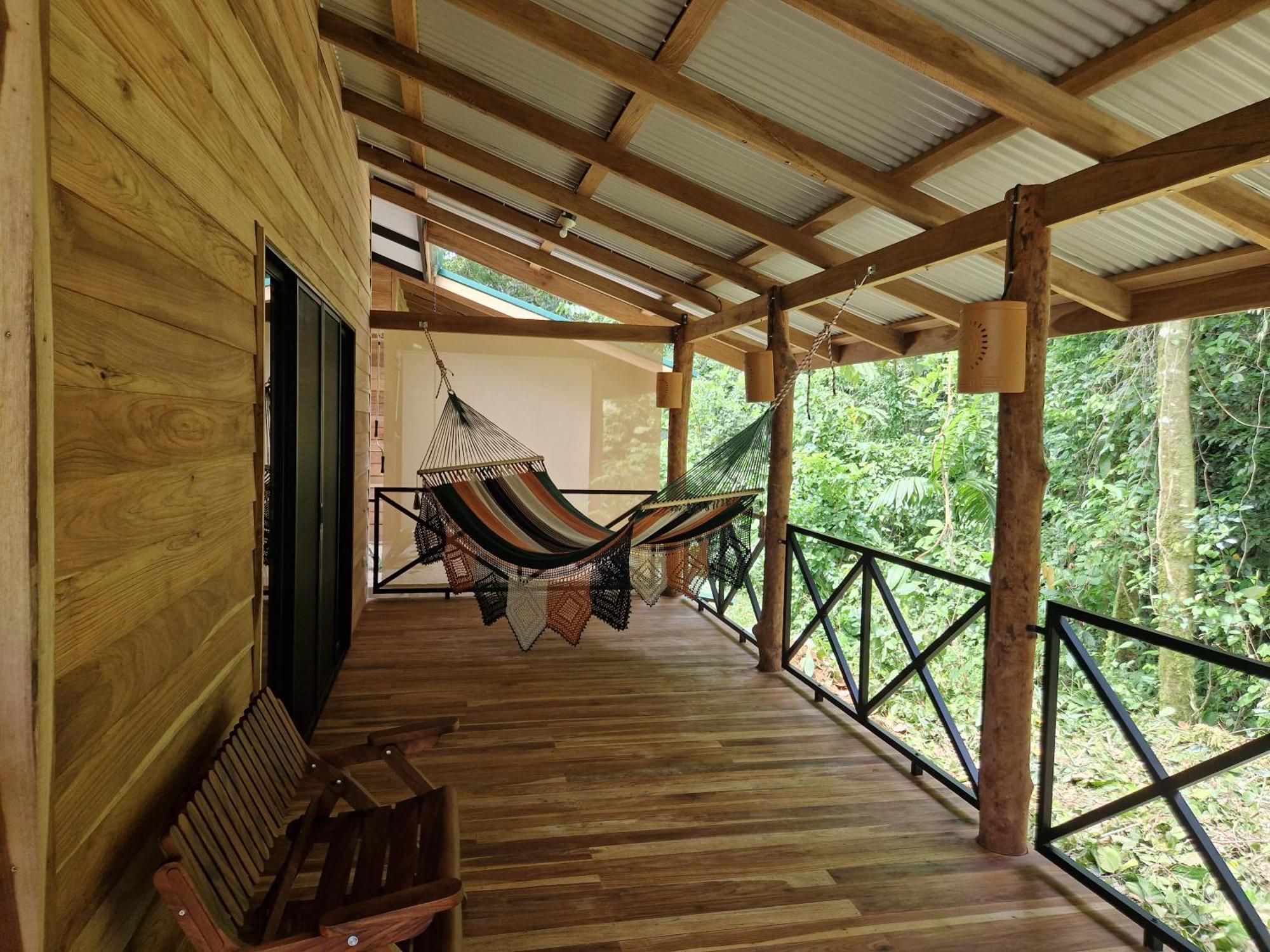 Finca Amistad Cacao Lodge Bijagua Exteriör bild