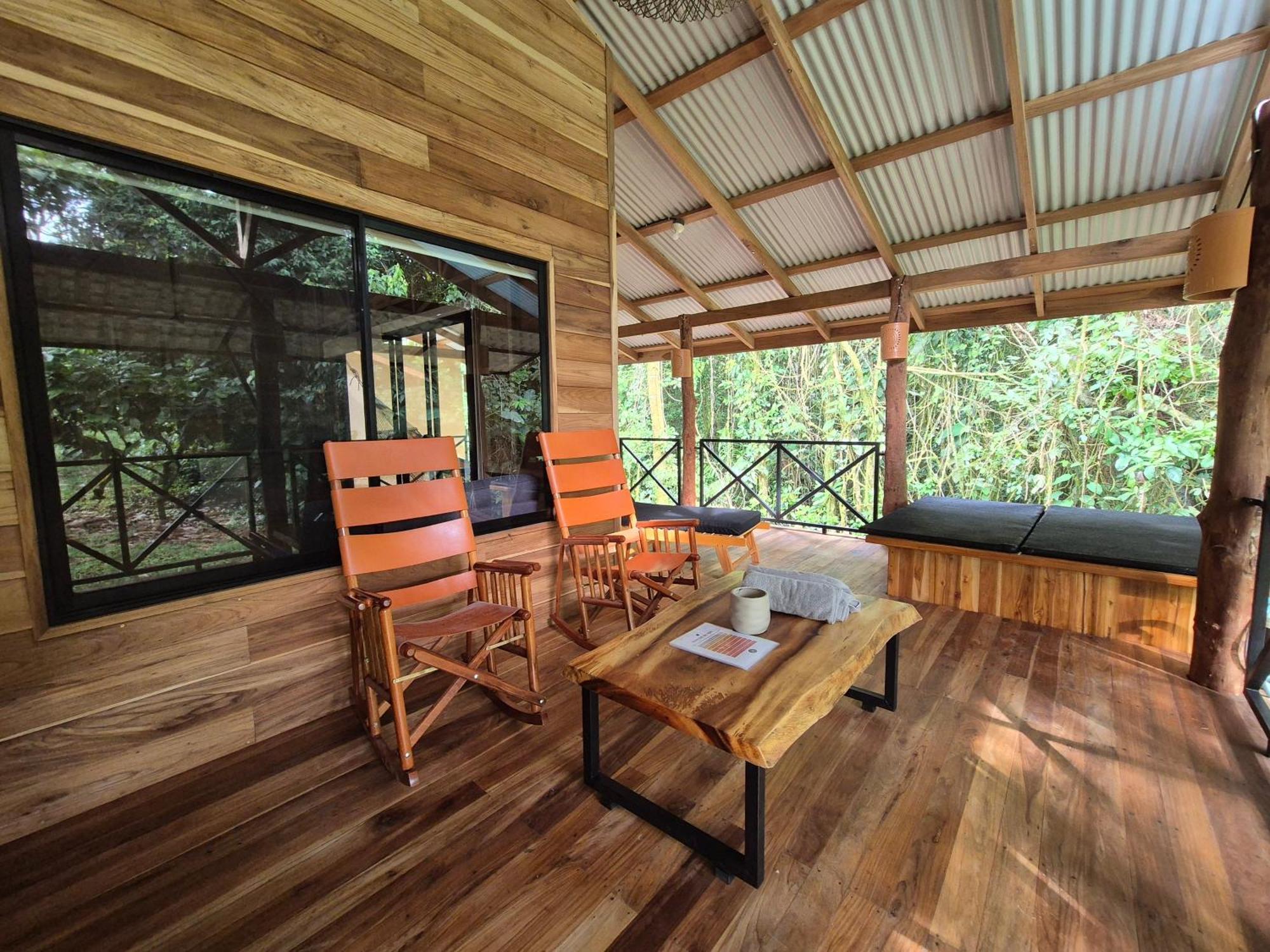 Finca Amistad Cacao Lodge Bijagua Exteriör bild